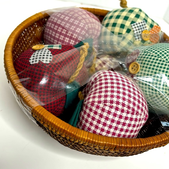 Sewing Basket | Vintage WEAVED Basket Full of 6 Handmade Pumpkins | Table Decor - Picture 2 of 6